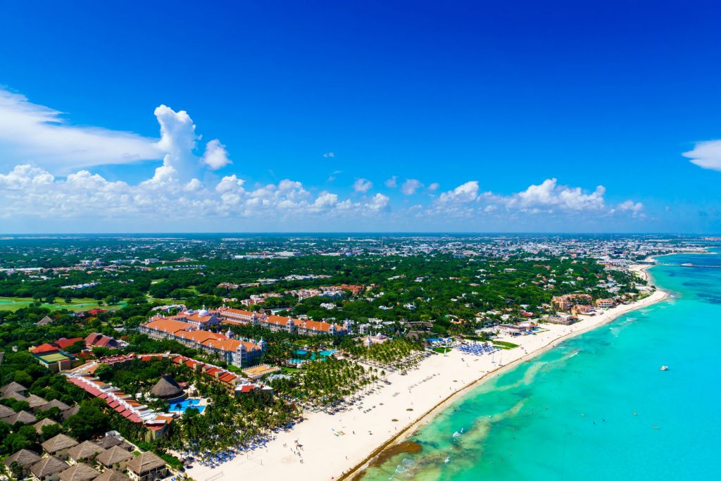 Magnificent beach in Cancun
